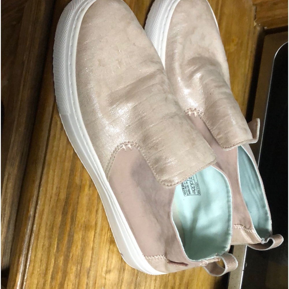 Women’s Heydude’s